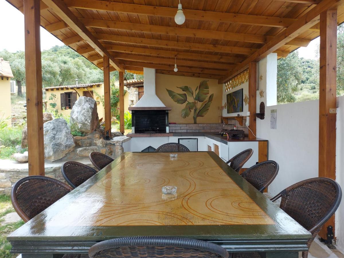 Varias Art House Kaliráhi Kültér fotó