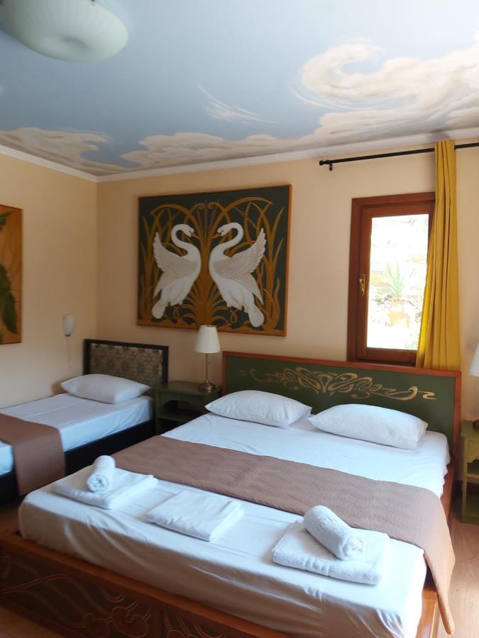 Varias Art House Kaliráhi Kültér fotó