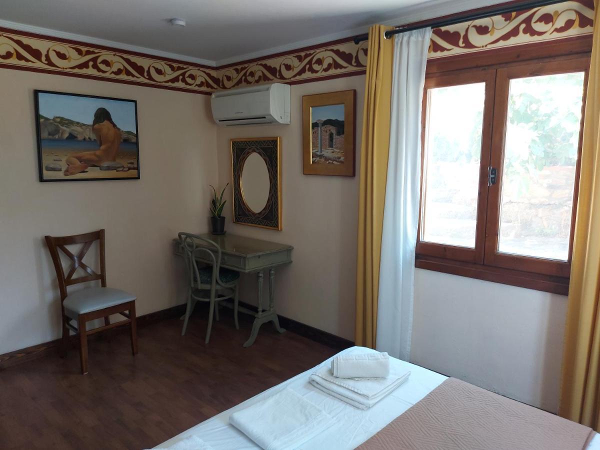 Varias Art House Kaliráhi Kültér fotó